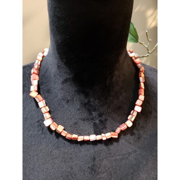 Women's Red Shell Beaded Necklace Natural Square Beads Lobster Clasp Unique - Picture 2 of 6